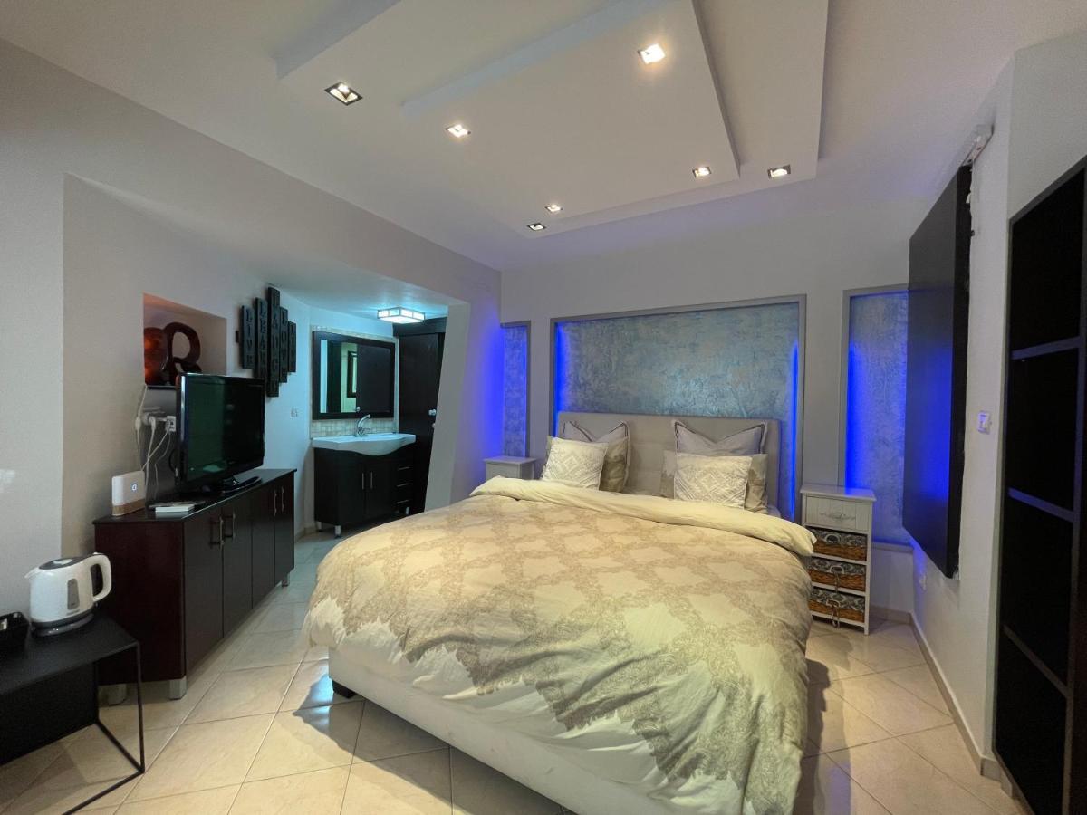 Eilat Beach House Bagian luar foto