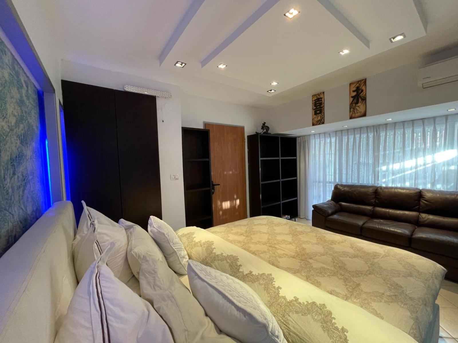 Eilat Beach House Bagian luar foto