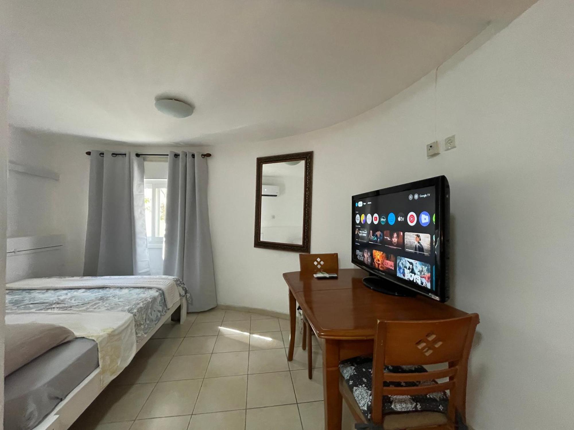 Eilat Beach House Bagian luar foto